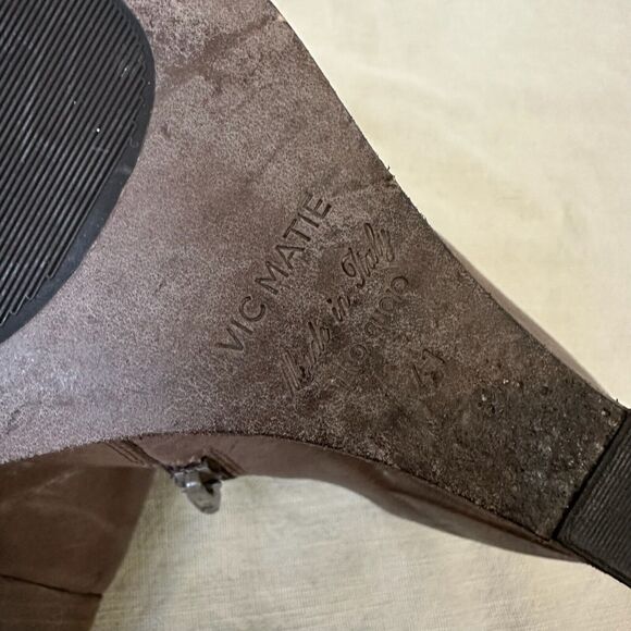 VIC MATIE Zip-Up Wedge Bootie in Brown Leather - Picture 10 of 11